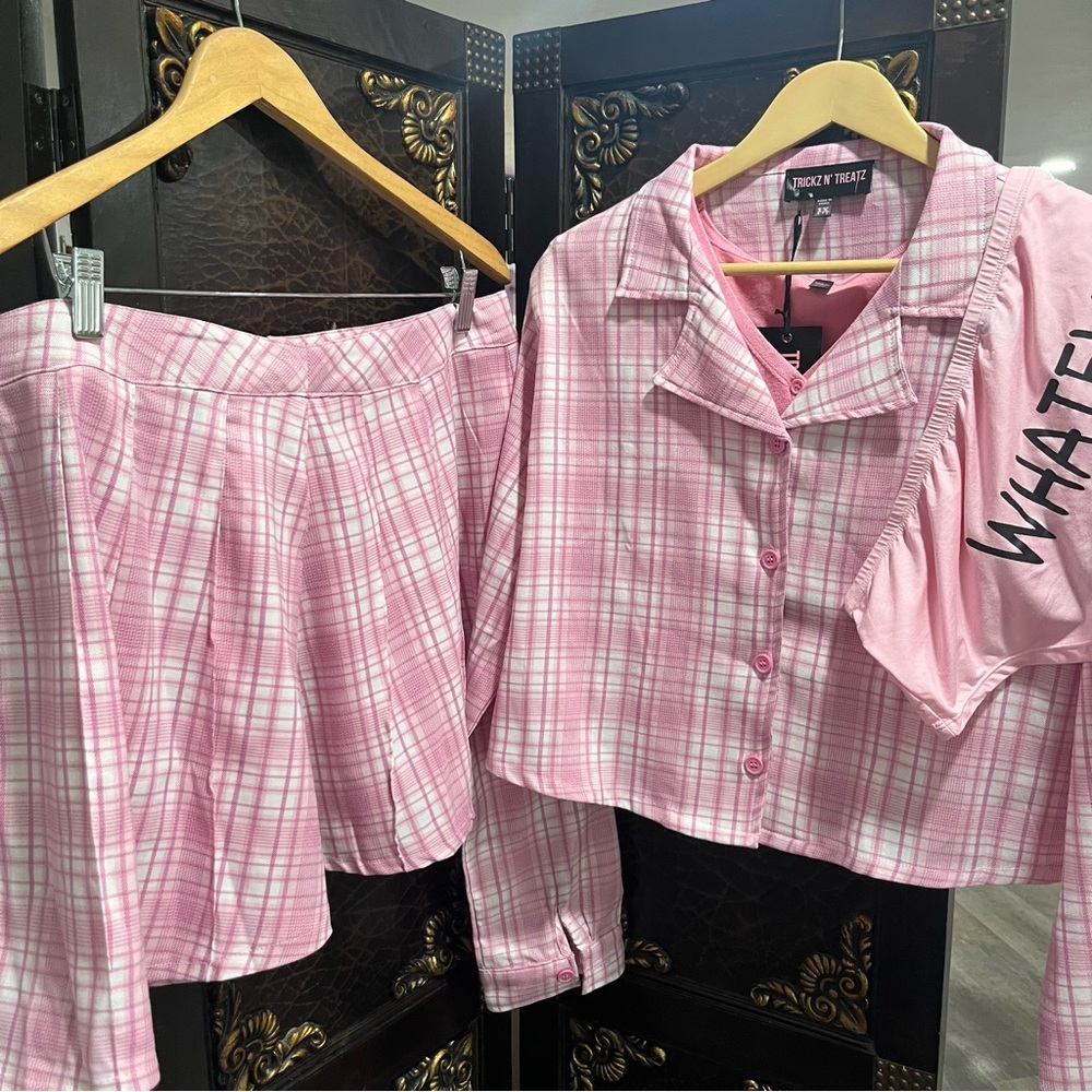 NWT PLUS WHATEVER CLUELESS PINK1X TRICKZ N' TREATZ